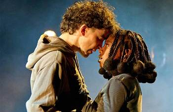 Noughts & Crosses review